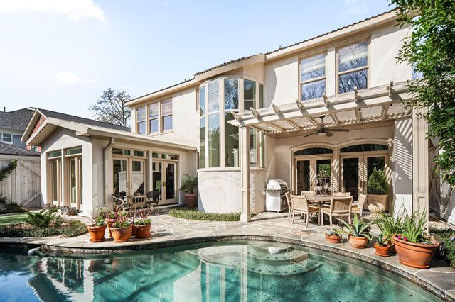 2017 Dryden Road, Houston, TX 77030