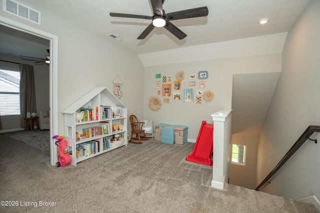 1917 Poloview Pl, Louisville, KY 40245