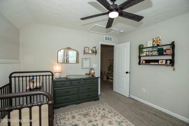 1917 Poloview Pl, Louisville, KY 40245
