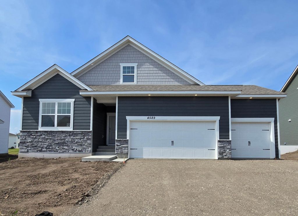 4589 172nd Street W, Lakeville, MN 55044