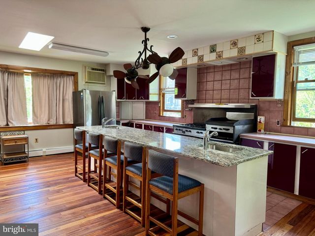 7848 MONTGOMERY AVE, Elkins Park, PA 19027