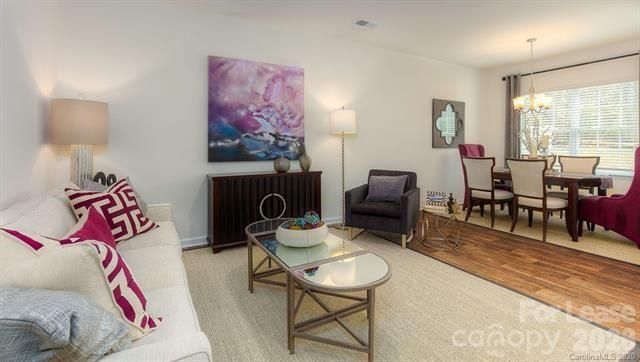 6006 Guildford Hill Lane, Charlotte, NC 28215