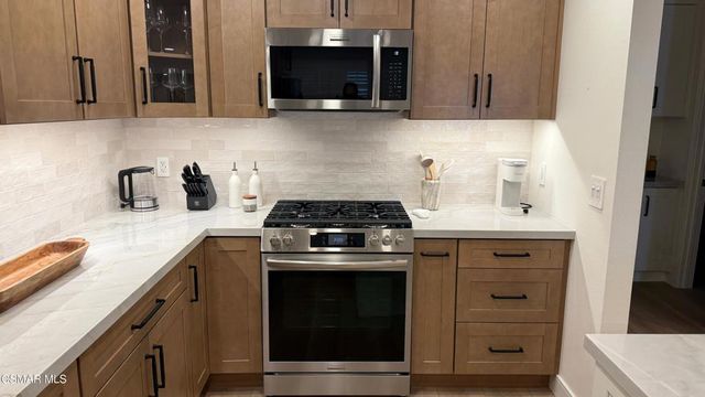 3439 Highwood Court 130, Simi Valley, CA 93063