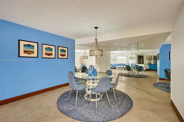 545 SE 12th St 403, Dania Beach, FL 33004