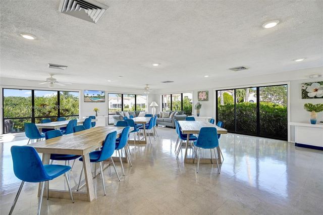 545 SE 12th St 403, Dania Beach, FL 33004