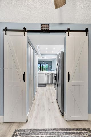 545 SE 12th St 403, Dania Beach, FL 33004