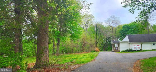 834 OBERLIN RD, Middletown, PA 17057