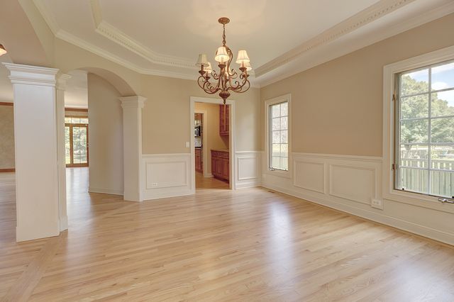 26025 Whispering Woods Circle, Plainfield, IL 60585