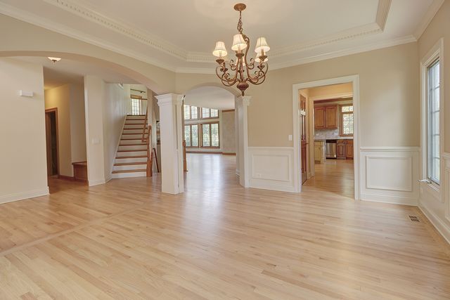 26025 Whispering Woods Circle, Plainfield, IL 60585