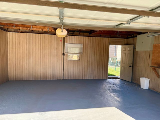 7805 W Farragut Avenue, Chicago, IL 60656