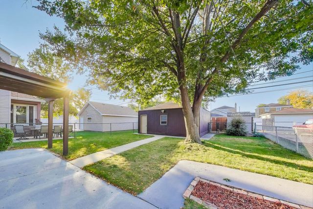 7805 W Farragut Avenue, Chicago, IL 60656