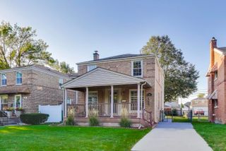 7805 W Farragut Avenue, Chicago, IL 60656