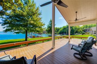 42 Lakeview Village, Montgomery, TX 77356