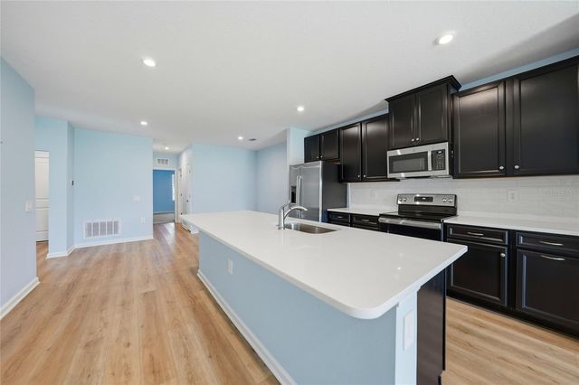 1988 W PALMS DRIVE, Port Charlotte, FL 33953