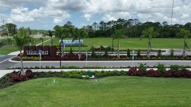 1988 W PALMS DRIVE, Port Charlotte, FL 33953