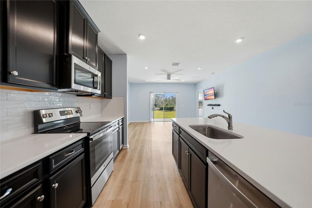 1988 W PALMS DRIVE, Port Charlotte, FL 33953