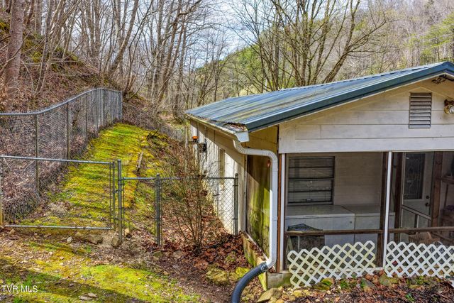 2049 North Highway 70, Rogersville, TN 37857