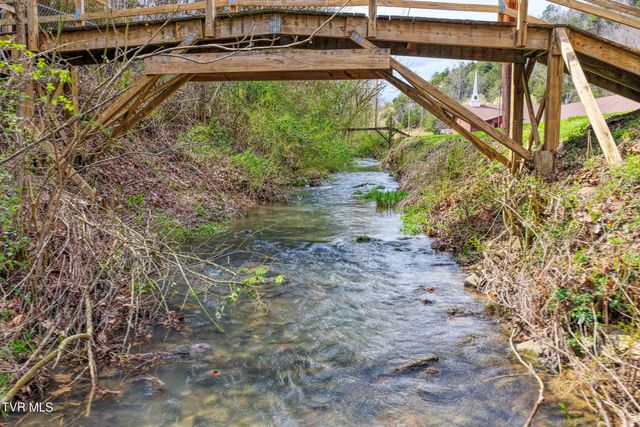 2049 North Highway 70, Rogersville, TN 37857