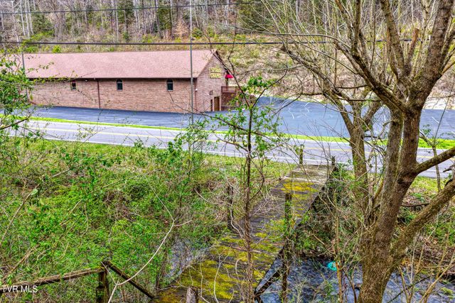 2049 North Highway 70, Rogersville, TN 37857