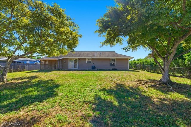 5283 17th PL SW, Naples, FL 34116