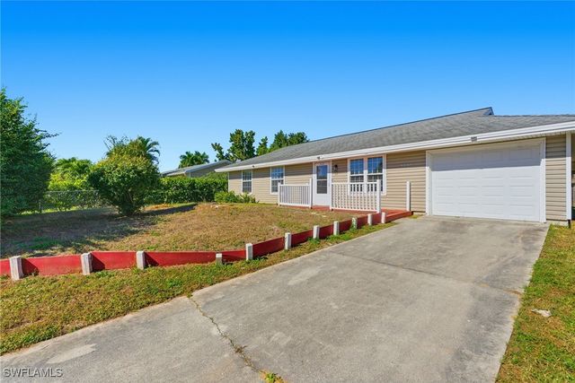 5283 17th PL SW, Naples, FL 34116