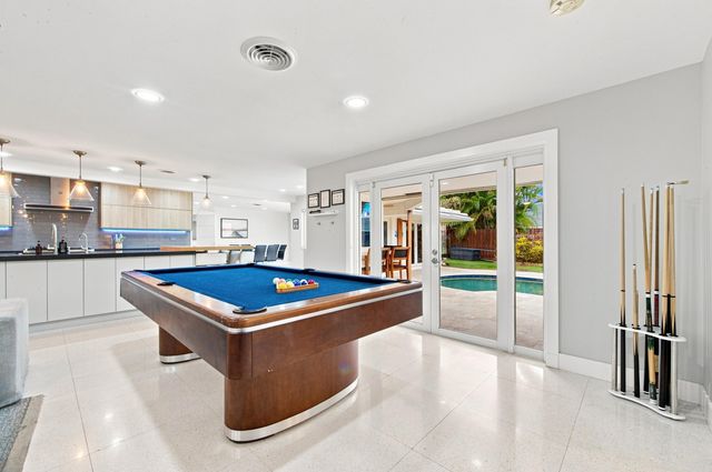 4710 NE 27TH Avenue, Fort Lauderdale, FL 33308