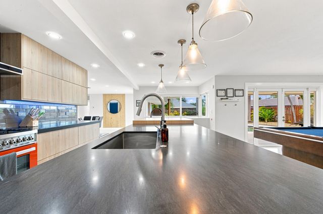 4710 NE 27TH Avenue, Fort Lauderdale, FL 33308