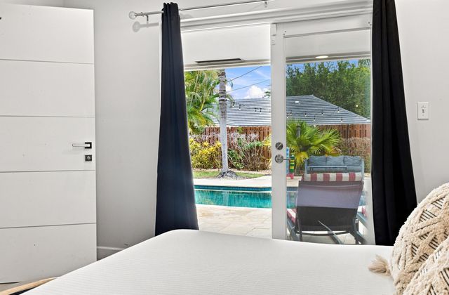4710 NE 27TH Avenue, Fort Lauderdale, FL 33308