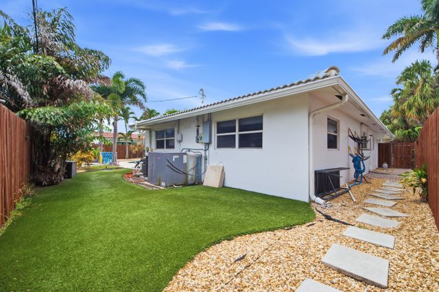 4710 NE 27TH Avenue, Fort Lauderdale, FL 33308