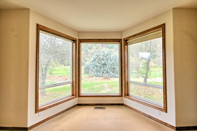 7255 Upper Applegate Road, Jacksonville, OR 97530