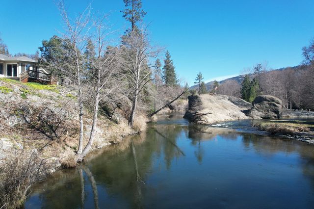 7255 Upper Applegate Road, Jacksonville, OR 97530