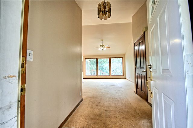 7255 Upper Applegate Road, Jacksonville, OR 97530