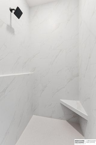 6326 N 207 Street, Elkhorn, NE 68022