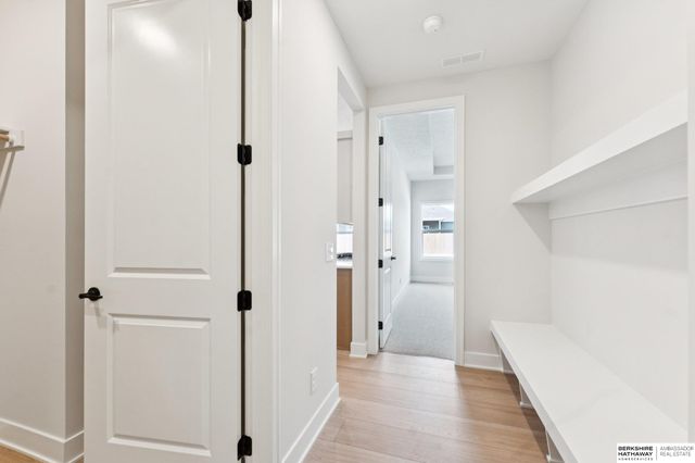 6326 N 207 Street, Elkhorn, NE 68022