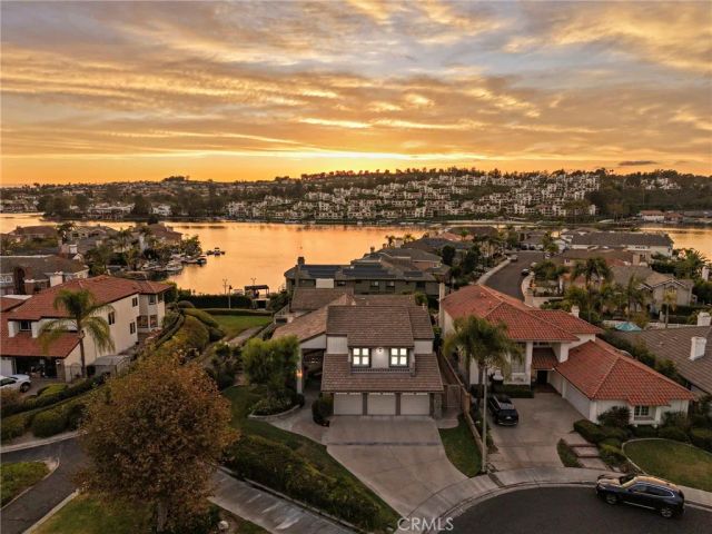 22671 Puntal Lana, Mission Viejo, CA 92692