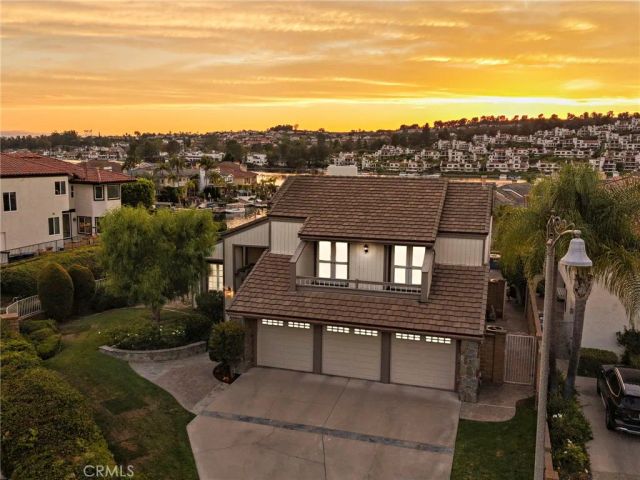 22671 Puntal Lana, Mission Viejo, CA 92692