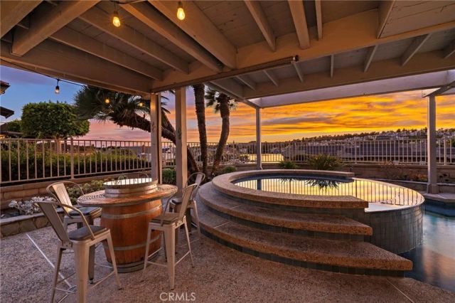 22671 Puntal Lana, Mission Viejo, CA 92692