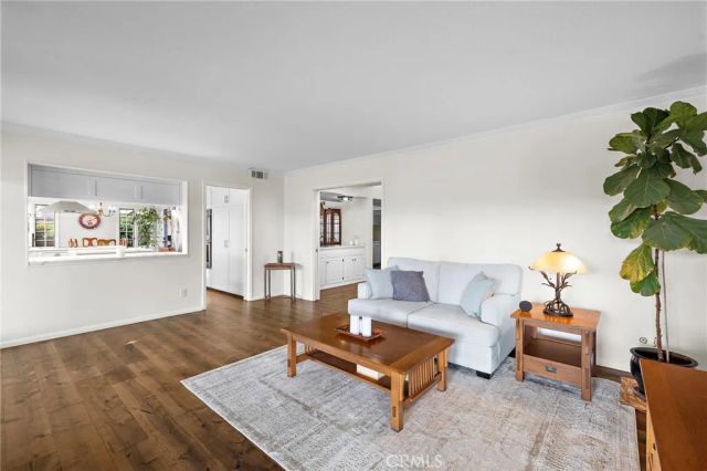 22671 Puntal Lana, Mission Viejo, CA 92692