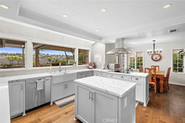 22671 Puntal Lana, Mission Viejo, CA 92692