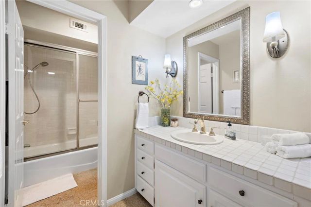 22671 Puntal Lana, Mission Viejo, CA 92692