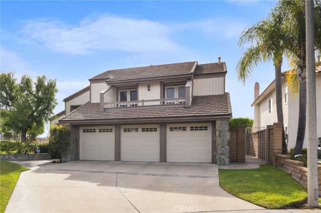 22671 Puntal Lana, Mission Viejo, CA 92692