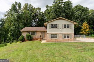 539 Fond Du Lac Drive, Stone Mountain, GA 30088
