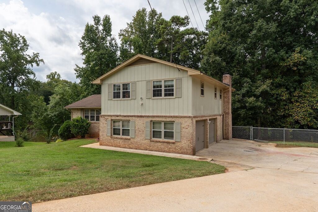 539 Fond Du Lac Drive, Stone Mountain, GA 30088 — photo 2