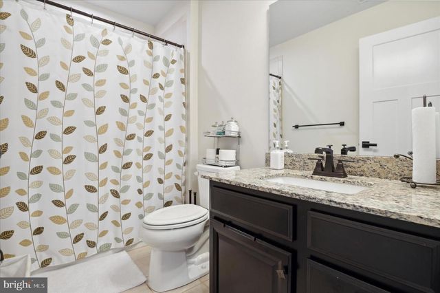 1215 BENJAMIN DR, Kennett Square, PA 19348