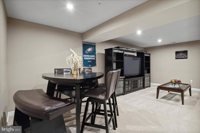 1215 BENJAMIN DR, Kennett Square, PA 19348