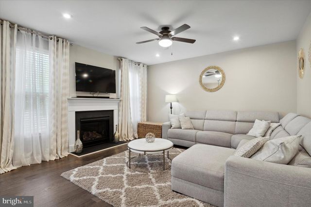 1215 BENJAMIN DR, Kennett Square, PA 19348