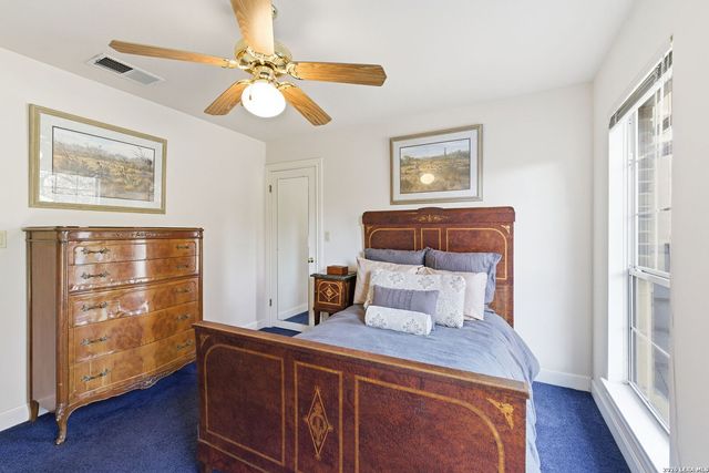 35 Haverhill Way, San Antonio, TX 78209