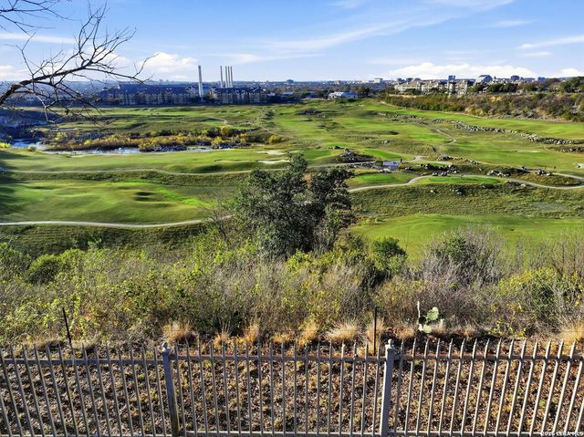 35 Haverhill Way, San Antonio, TX 78209