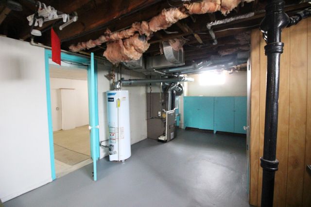 573 Leblanc Street, Lincoln Park, MI 48146