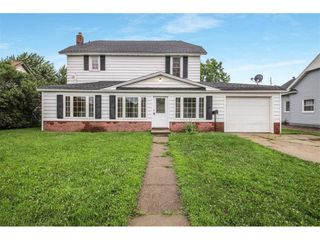 19 W Gates Street, Rice Lake, WI 54868